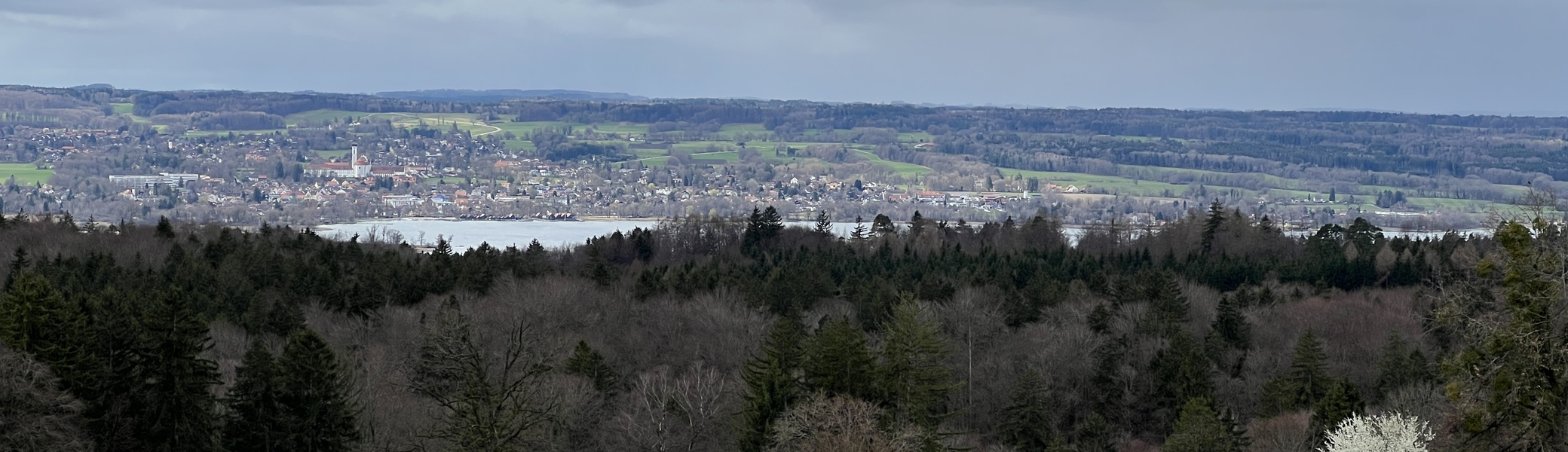 Zwischen Pähl und Andechs - Blick von der Kalten Wage zum Ammersee | © DAV Augsburg Senioren