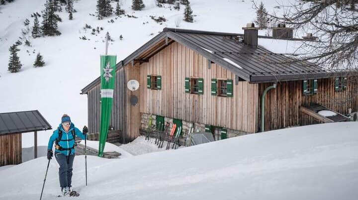 Einige DAV-Hütten haben auch im Winter geöffnet | © DAV/ Klaus Listl www.klauslistl.com